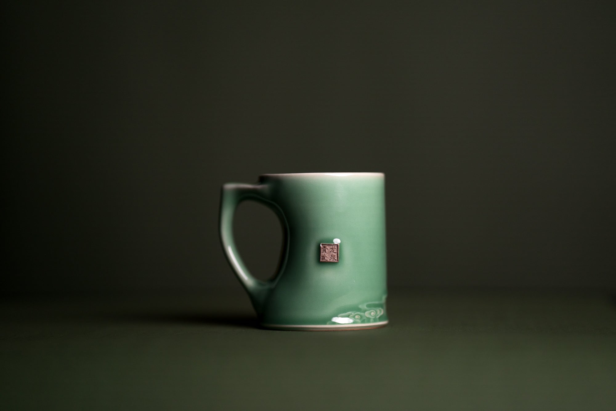 Le Coq — Mug à thé en céladon de Longquan