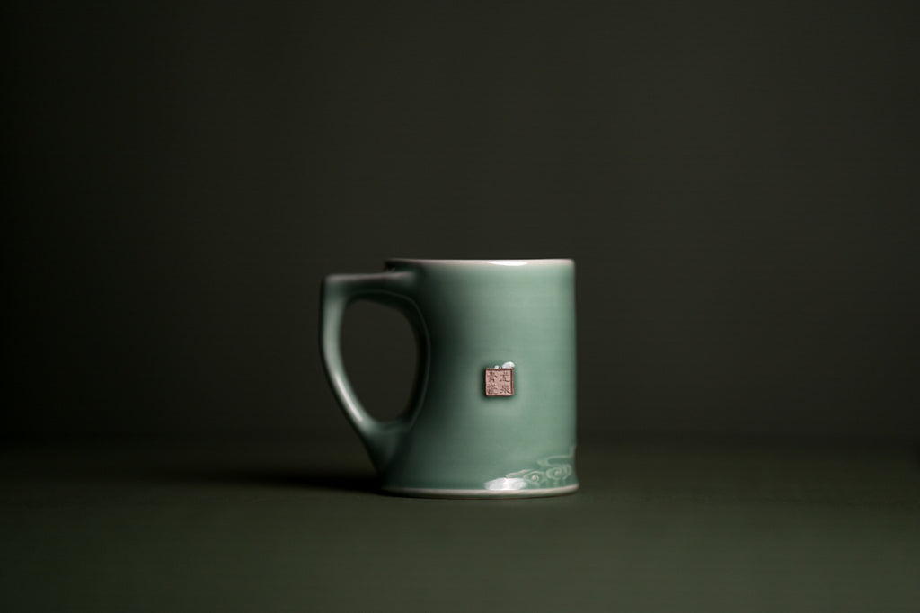 Le Lapin — Mug à thé en céladon de Longquan