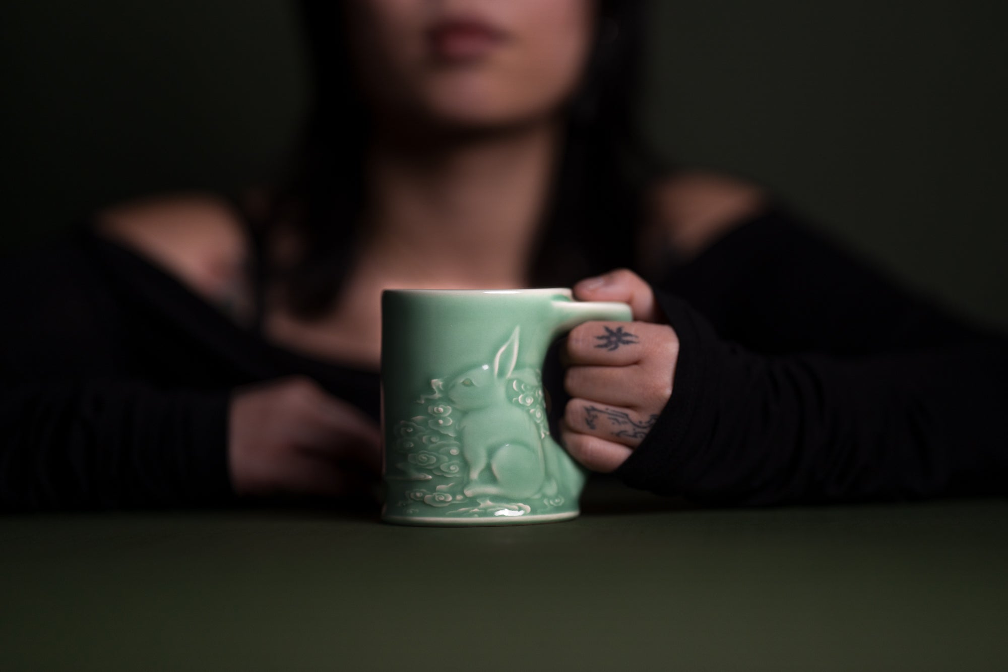 Le Lapin — Mug à thé en céladon de Longquan