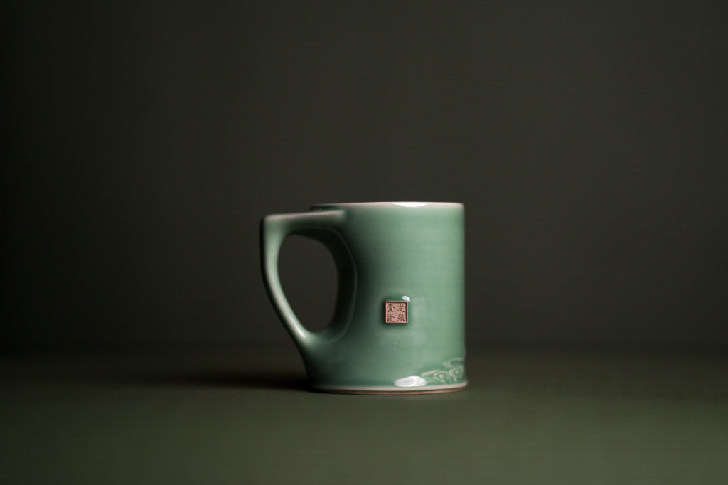 Le Singe — Mug à thé en céladon de Longquan